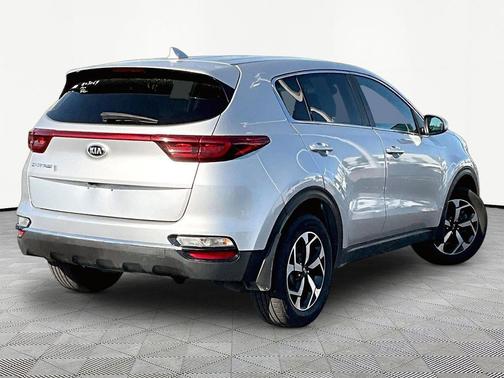 Sparkling Silver 2021 Kia Sportage LX