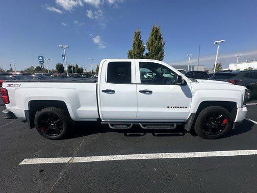 2018 Chevrolet Silverado 1500 2LT