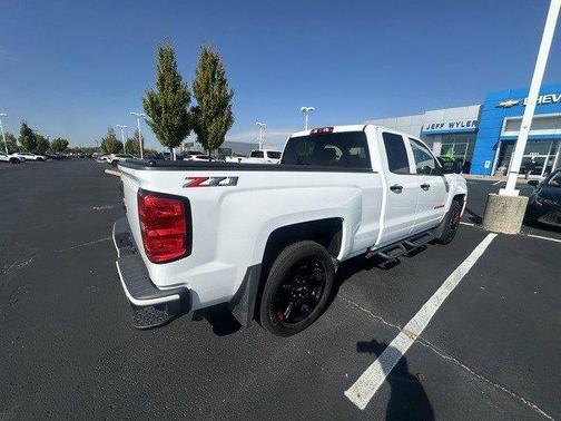 2018 Chevrolet Silverado 1500 2LT