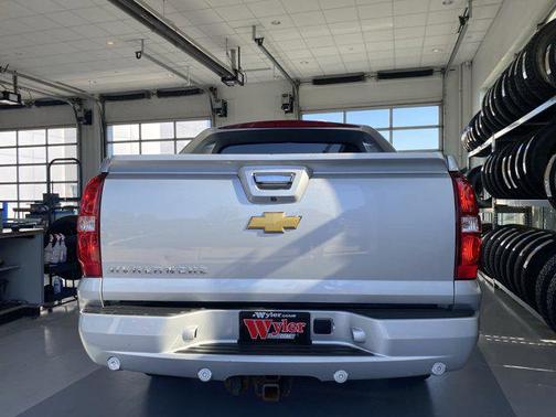 2013 Chevrolet Avalanche LT