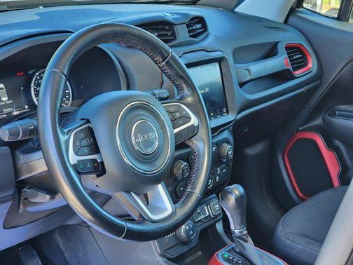 2019 Jeep Renegade Trailhawk