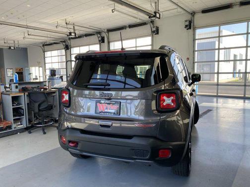 2019 Jeep Renegade Trailhawk