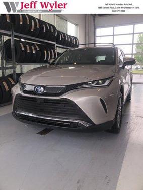 2022 Toyota Venza XLE