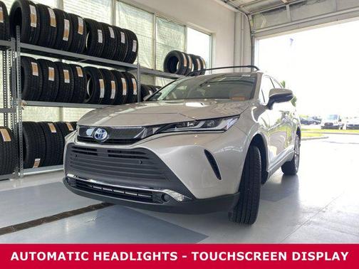 2022 Toyota Venza XLE