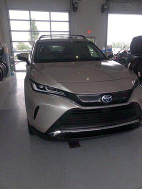2022 Toyota Venza XLE
