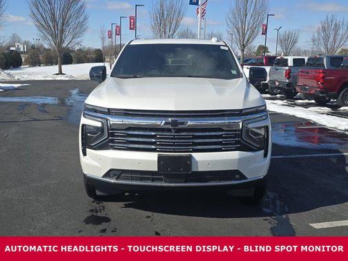 2025 Chevrolet Suburban Premier