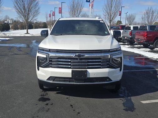 2025 Chevrolet Suburban Premier