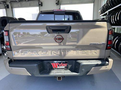 2022 Nissan Frontier PRO-4X