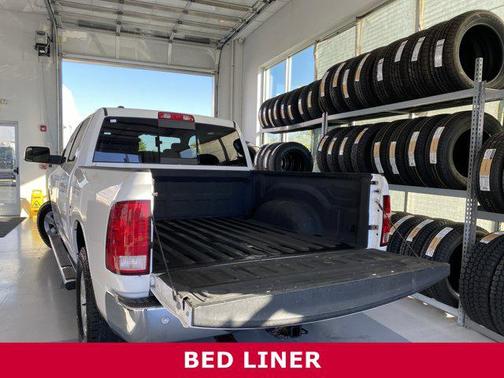 2019 RAM 1500 SLT
