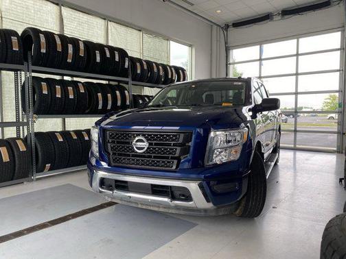 2021 Nissan Titan SV