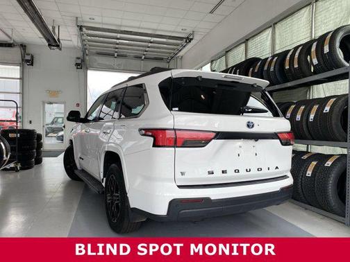 2024 Toyota Sequoia SR5