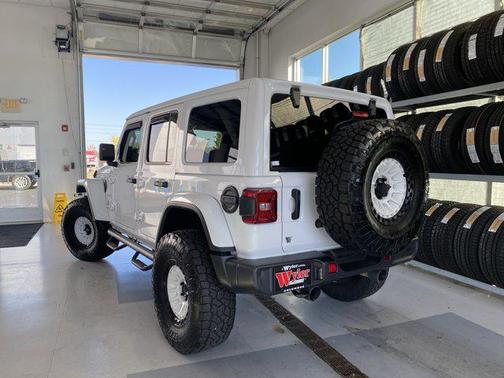 2024 Jeep Wrangler 4-Door Sahara 4x4
