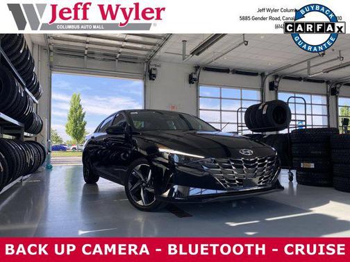2023 Hyundai ELANTRA Limited
