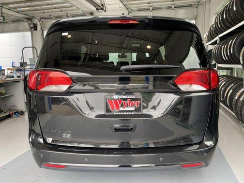 2019 Chrysler Pacifica Touring-L Plus