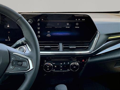 Summit White 2026 Chevrolet Trax FWD ACTIV