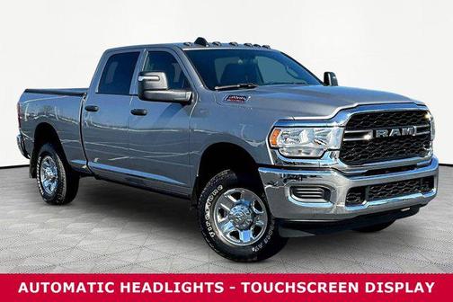 Billet Silver Metallic Clearcoat 2024 RAM 2500 Tradesman Crew Cab 4x4 6'4' Box