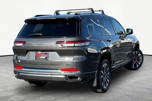 Baltic Gray Metallic Clearcoat 2021 Jeep Grand Cherokee L Overland