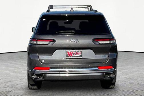 Baltic Gray Metallic Clearcoat 2021 Jeep Grand Cherokee L Overland