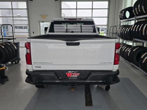 2022 Chevrolet Silverado 2500 Custom