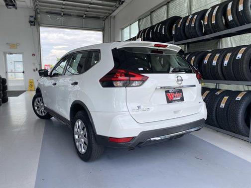 2018 Nissan Rogue S