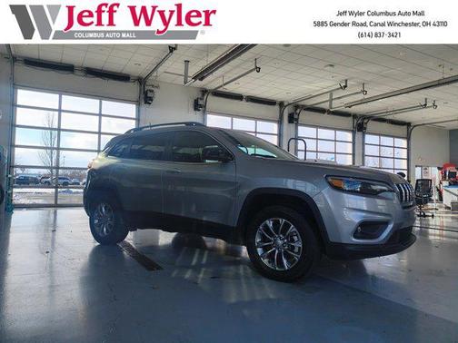 2022 Jeep Cherokee Latitude Lux