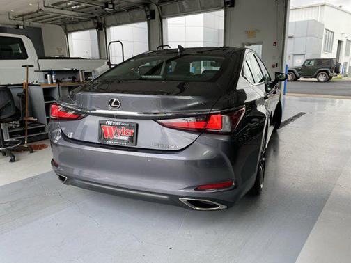 2019 Lexus ES 350 Luxury