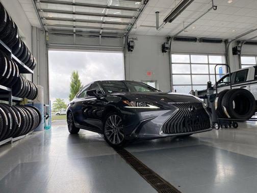 2019 Lexus ES 350 Luxury