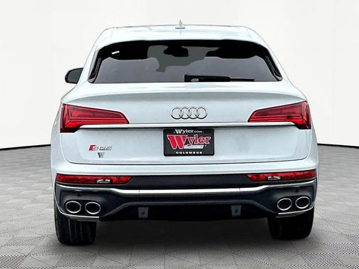 Glacier White Metallic 2022 Audi SQ5 3.0T Premium
