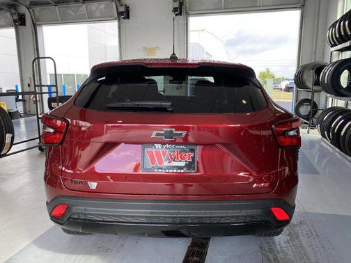 2025 Chevrolet Trax FWD 1RS
