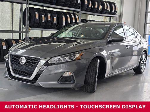 2021 Nissan Altima 2.5 SV
