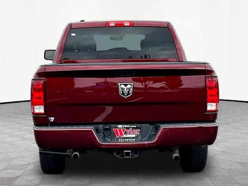 Delmonico Red Pearlcoat 2017 RAM 1500 Express