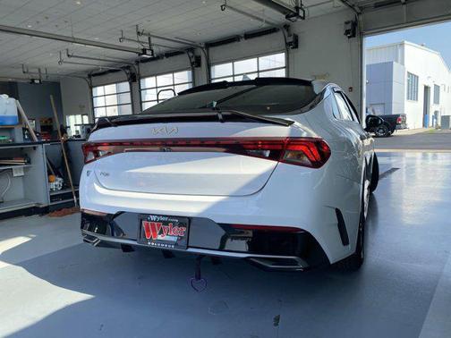2022 Kia K5 LXS