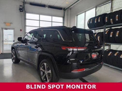 2023 Jeep Grand Cherokee 4xe Base