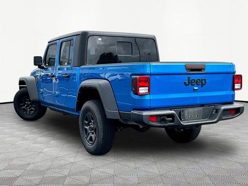 Hydro Blue Pearlcoat 2022 Jeep Gladiator Sport