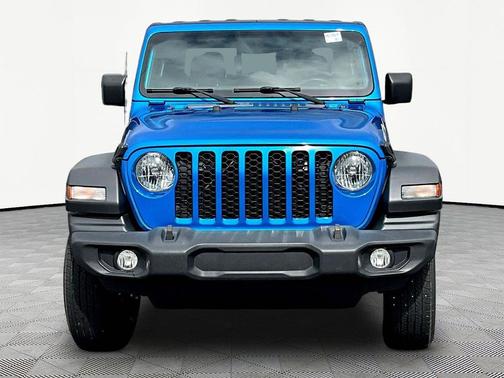 Hydro Blue Pearlcoat 2022 Jeep Gladiator Sport