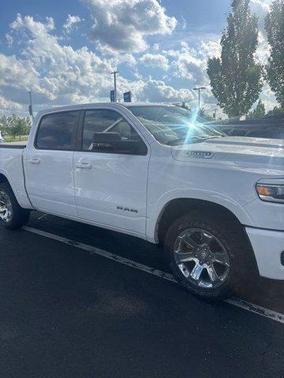 Bright White Clearcoat 2025 RAM 1500 Big Horn/Lone Star