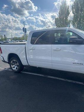 Bright White Clearcoat 2025 RAM 1500 Big Horn/Lone Star