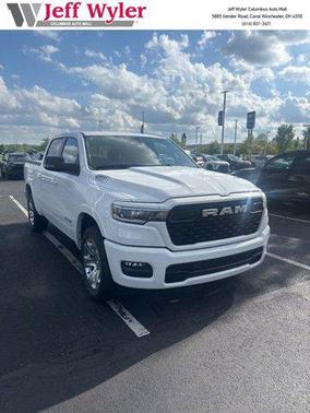 Bright White Clearcoat 2025 RAM 1500 Big Horn/Lone Star