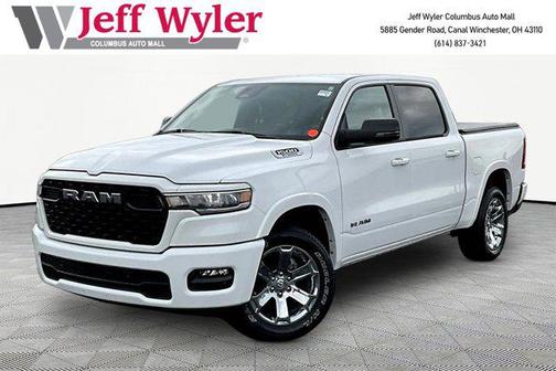Bright White Clearcoat 2025 RAM 1500 Big Horn/Lone Star