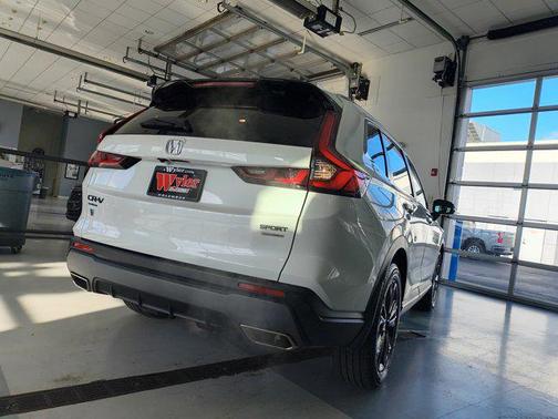 2024 Honda CR-V Hybrid Sport Touring AWD