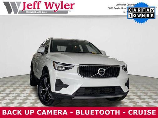 2023 Volvo XC40 B5 Core