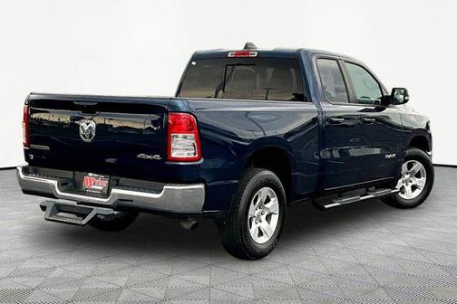 Patriot Blue Pearlcoat 2021 RAM 1500 Big Horn/Lone Star