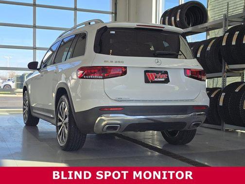 2023 Mercedes-Benz GLB 250 4MATIC