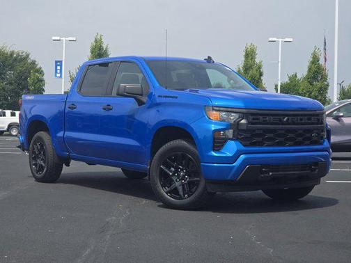 2025 Chevrolet Silverado 1500 Custom