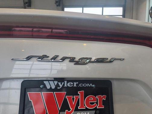 2022 Kia Stinger GT1