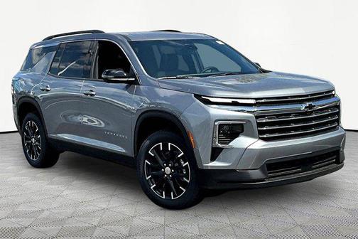 Sterling Gray Metallic 2026 Chevrolet Traverse LT