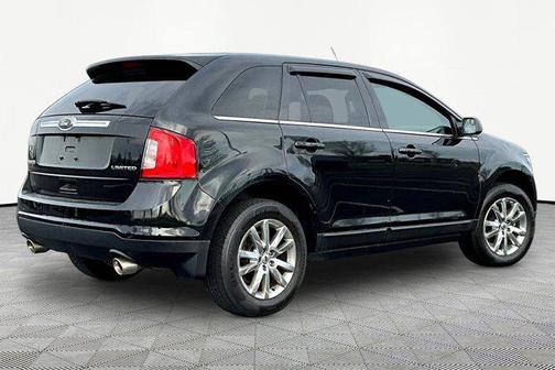 TUXEDO BLACK METALLIC 2014 Ford Edge Limited