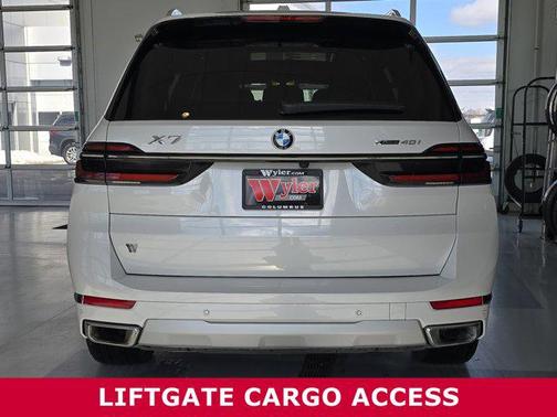 2024 BMW X7 xDrive40i