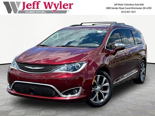 Velvet Red Pearlcoat 2019 Chrysler Pacifica Limited