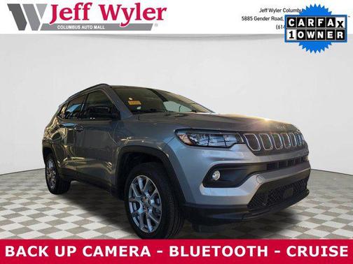 2022 Jeep Compass Latitude Lux